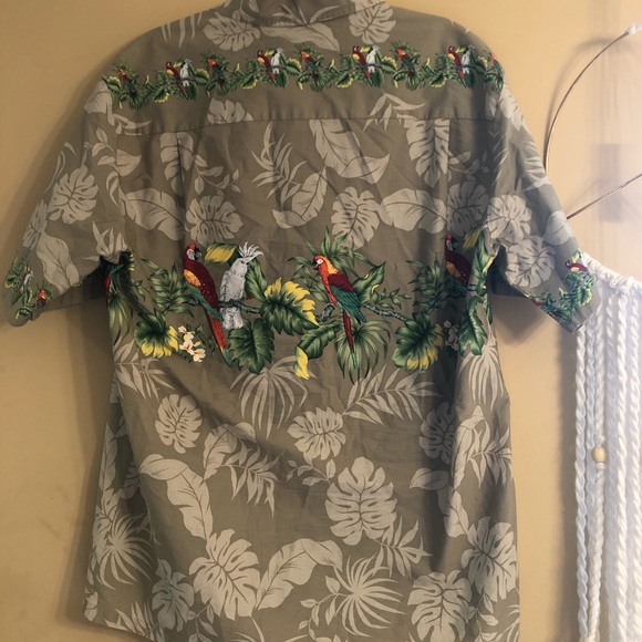 2 Winnie Fashion Hawaiian Shirts Vintage XL - Picture 3 of 6